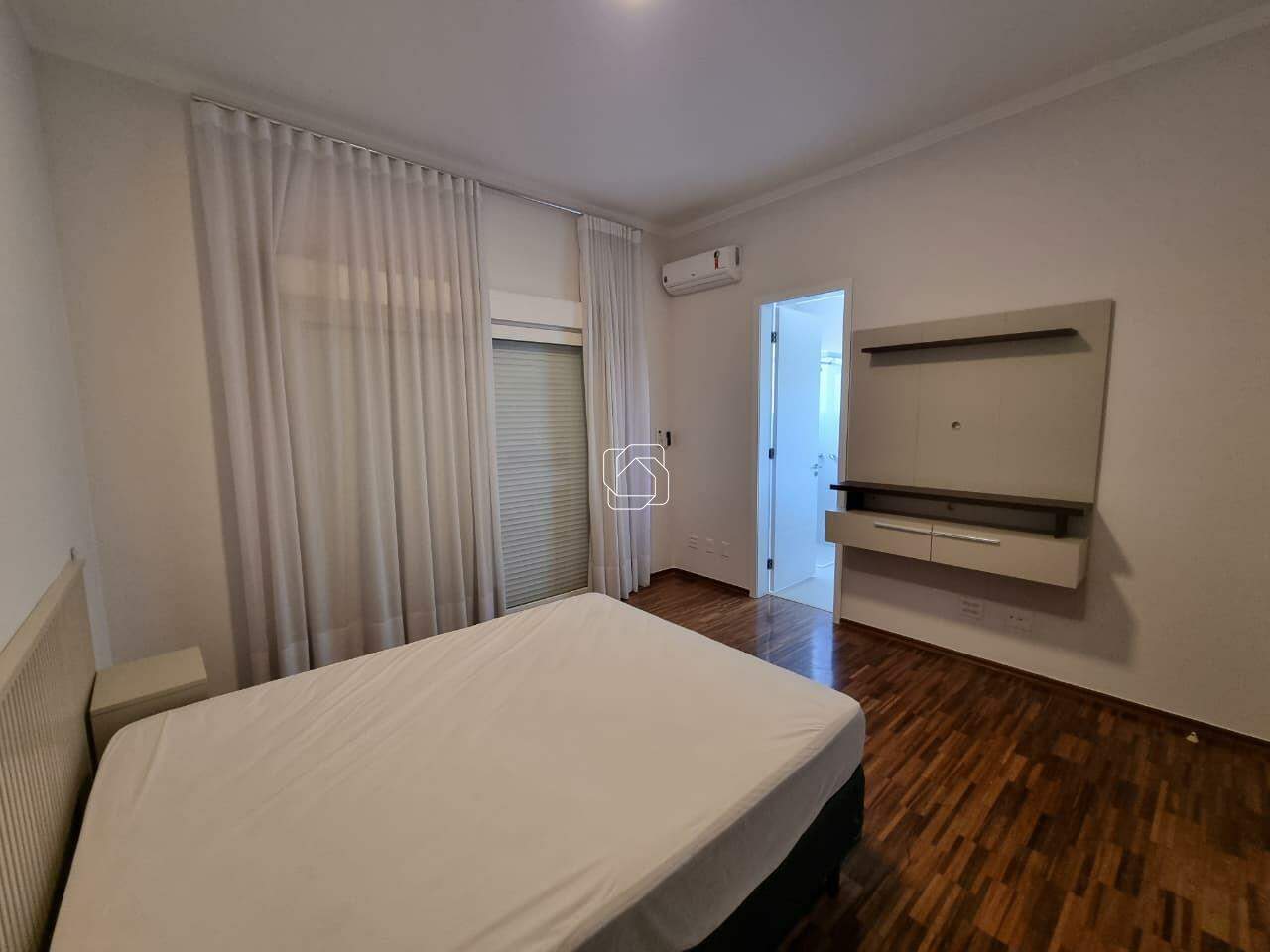 Casa de Condomínio à venda em Itu - SP - Condomínio Terras de São José II: suite 1 piso inferior