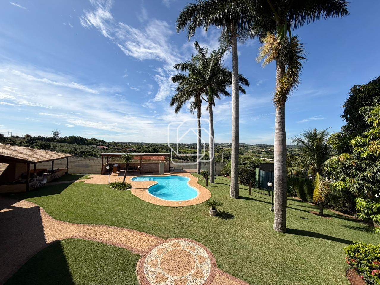 Casa de Condomínio à venda em Indaiatuba - SP - Vale das Laranjeiras: Área externa