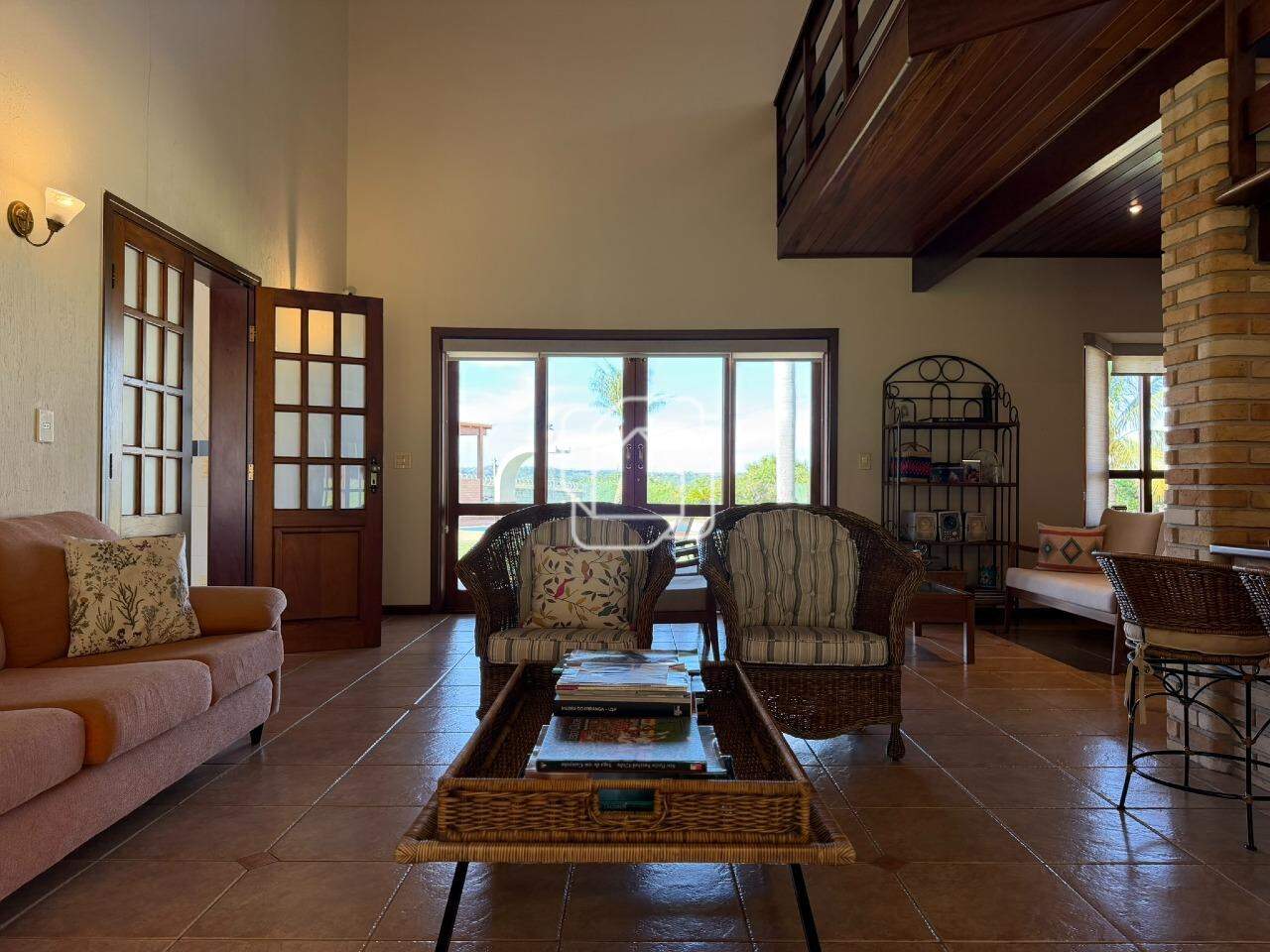 Casa de Condomínio à venda em Indaiatuba - SP - Vale das Laranjeiras: Sala de estar