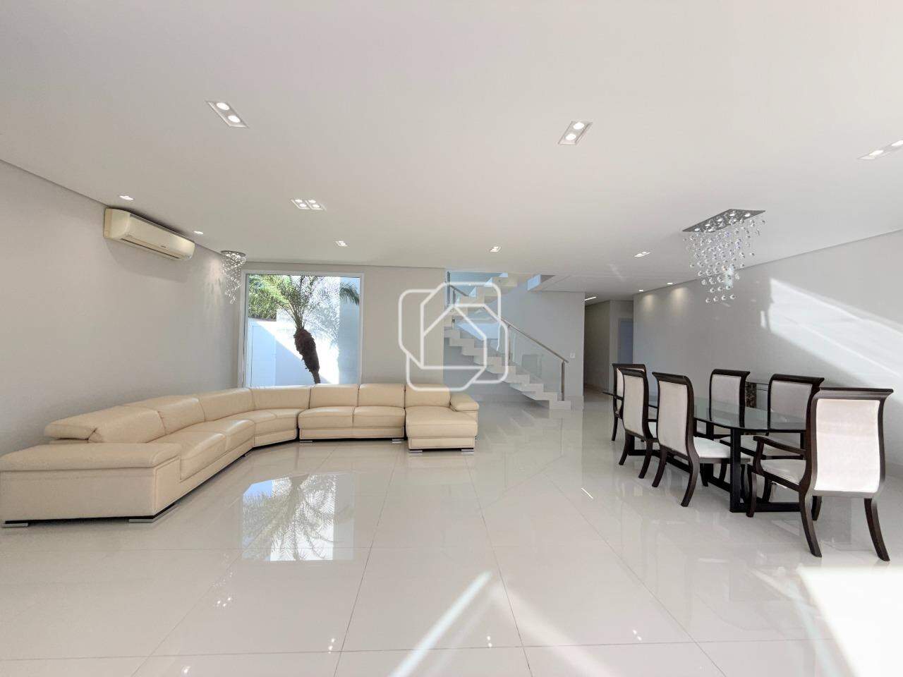 Casa de Condomínio à venda em Indaiatuba - SP - Jardim Residencial Santa Clara: Ambientes integrados 