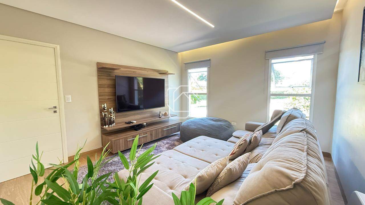 Casa de Condomínio à venda em Salto - SP - Terras de Mont Serrat: Sala de TV