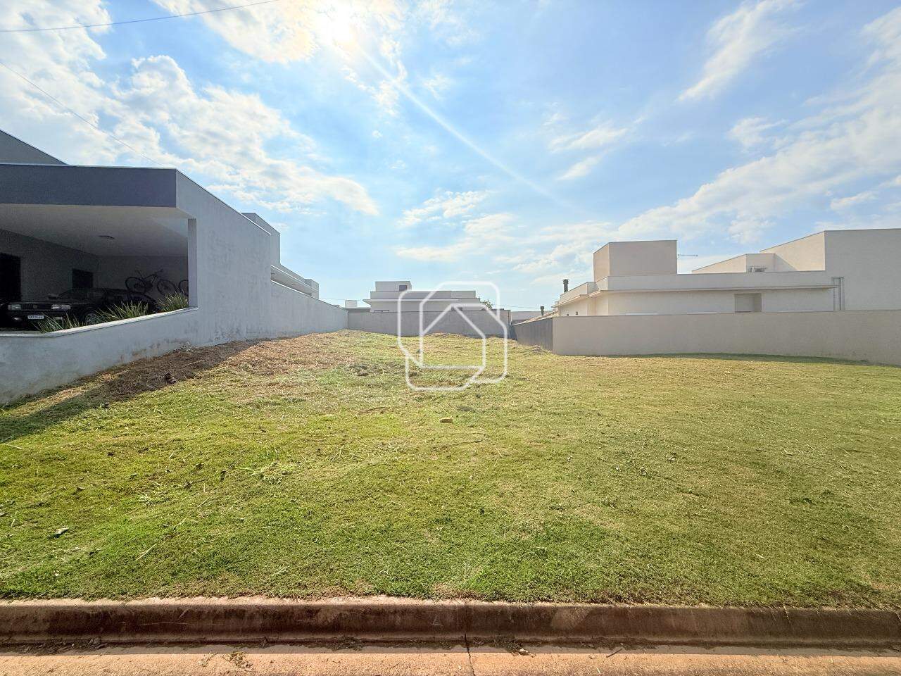 Terreno à venda em Salto - SP - Residencial Central Parque: 