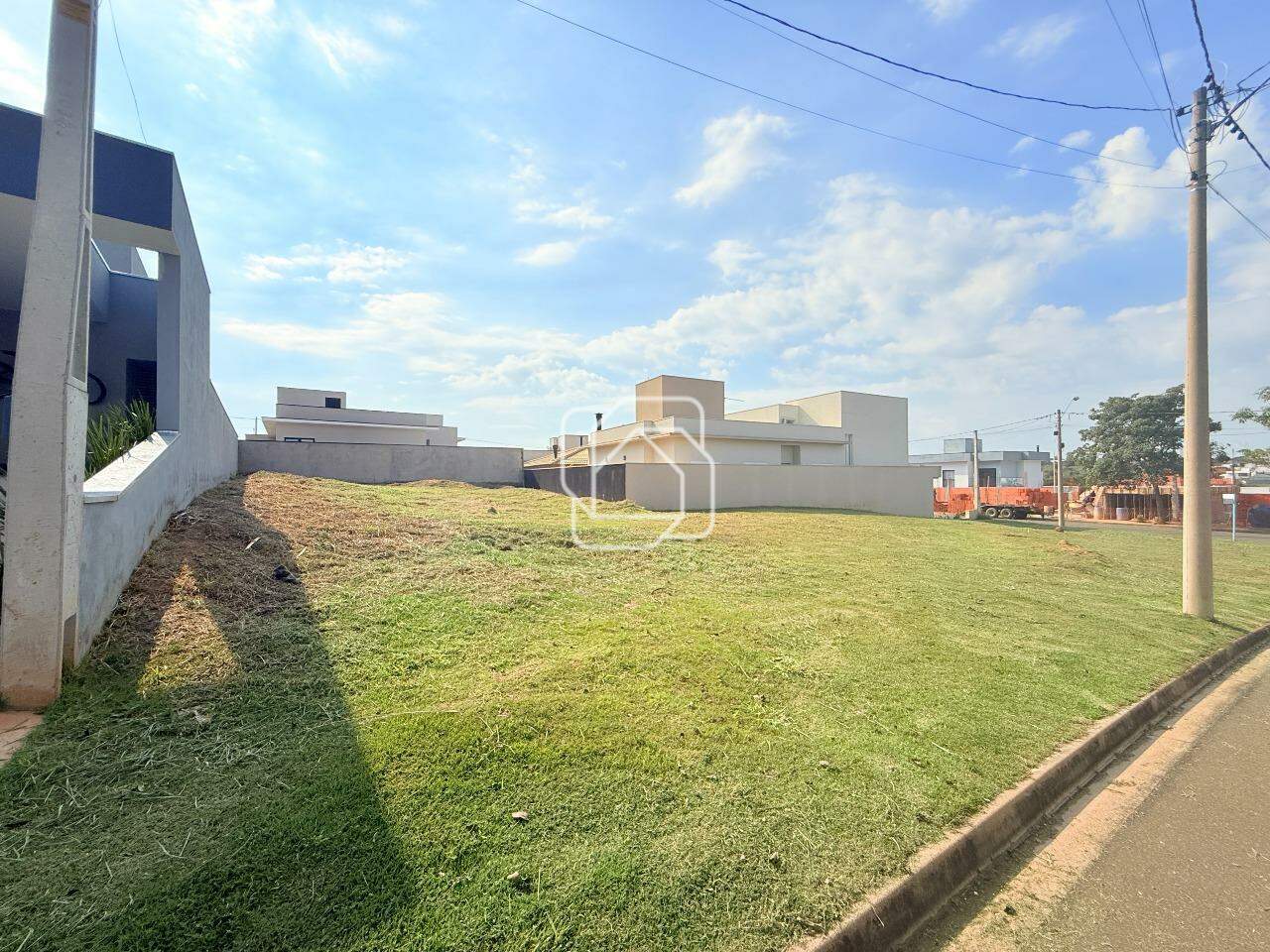 Terreno à venda em Salto - SP - Residencial Central Parque: 