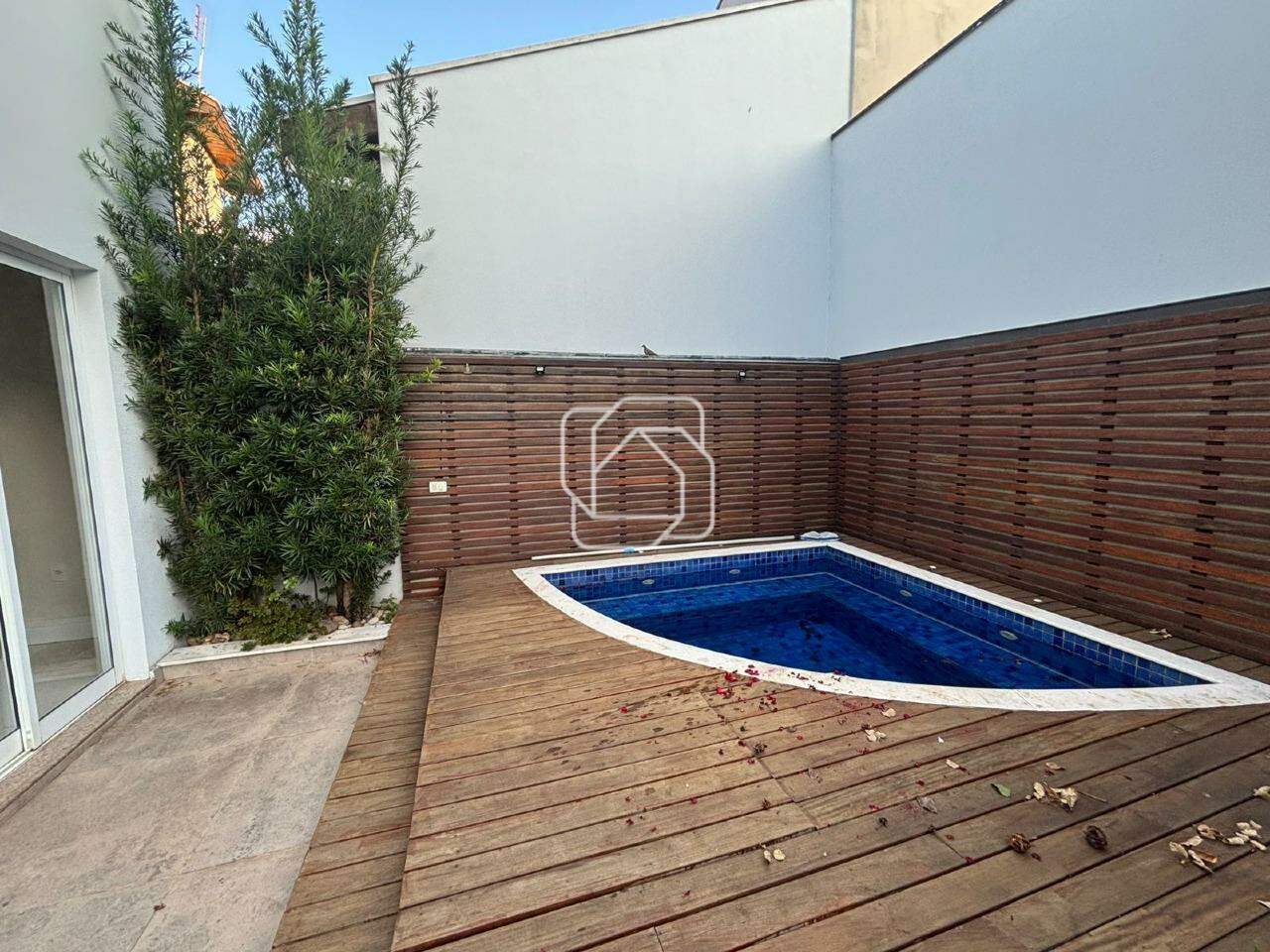 Casa de Condomínio para aluguel em Indaiatuba - SP - Jardim Portal dos Ipês: 