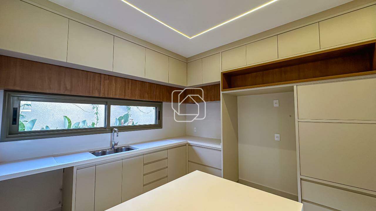 Casa de Condomínio à venda em Indaiatuba - SP - Parque Villa dos Pinheiros: Cozinha