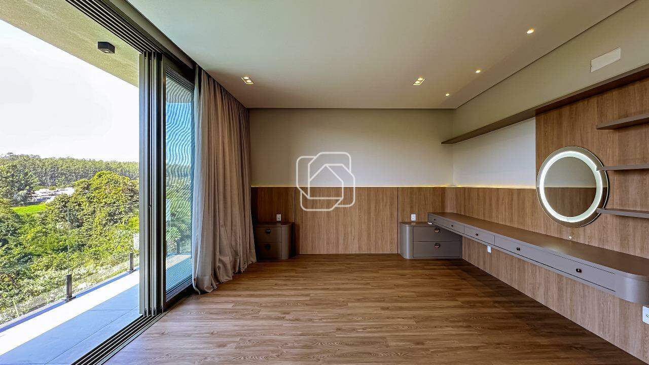 Casa de Condomínio à venda em Indaiatuba - SP - Parque Villa dos Pinheiros: Dormitório