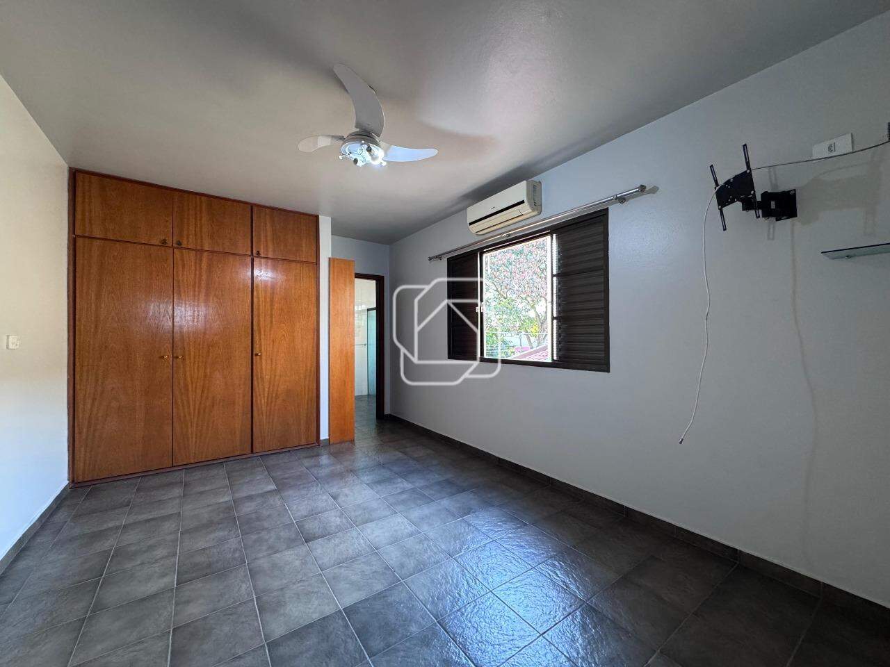 Casa para aluguel em Salto - SP - Vila Henrique: 