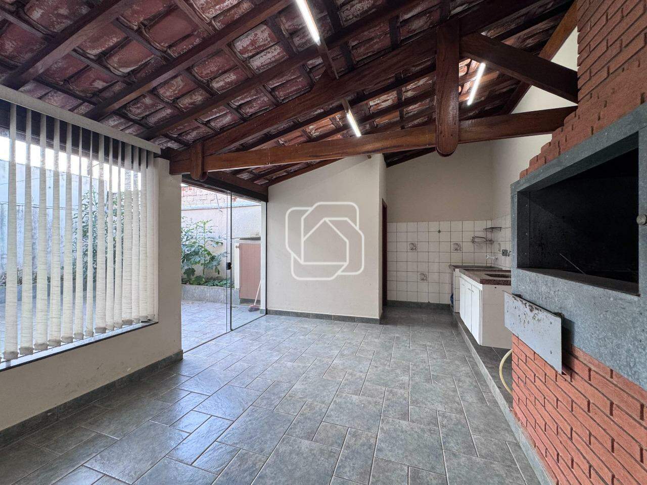 Casa para aluguel em Salto - SP - Vila Henrique: 