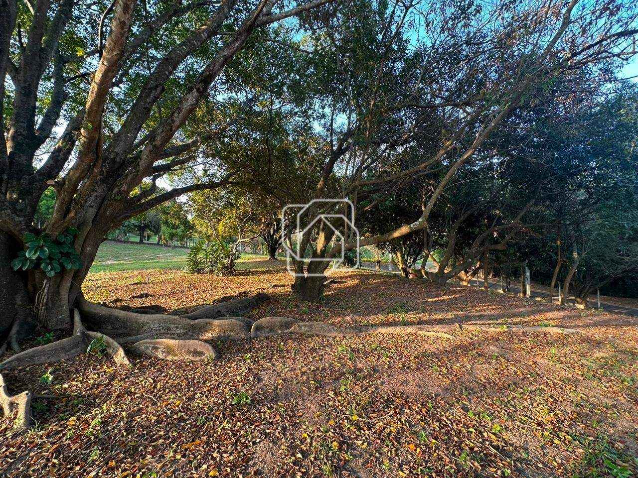Terreno à venda em Indaiatuba - SP - Lagos de Shanadu: Visão geral do terreno