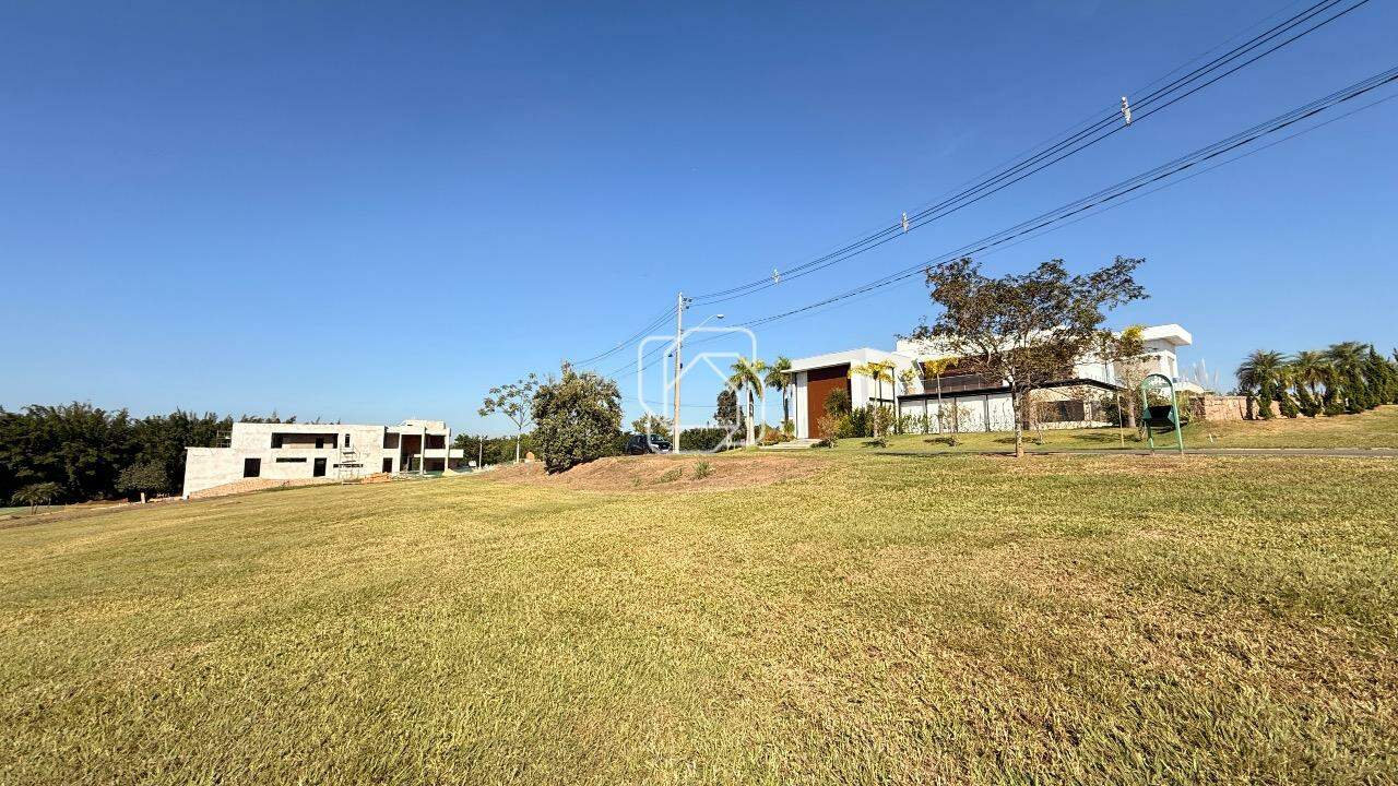 Terreno à venda em Indaiatuba - SP - Jardins do Golfe Residencial Indaiatuba: Visão geral do terreno