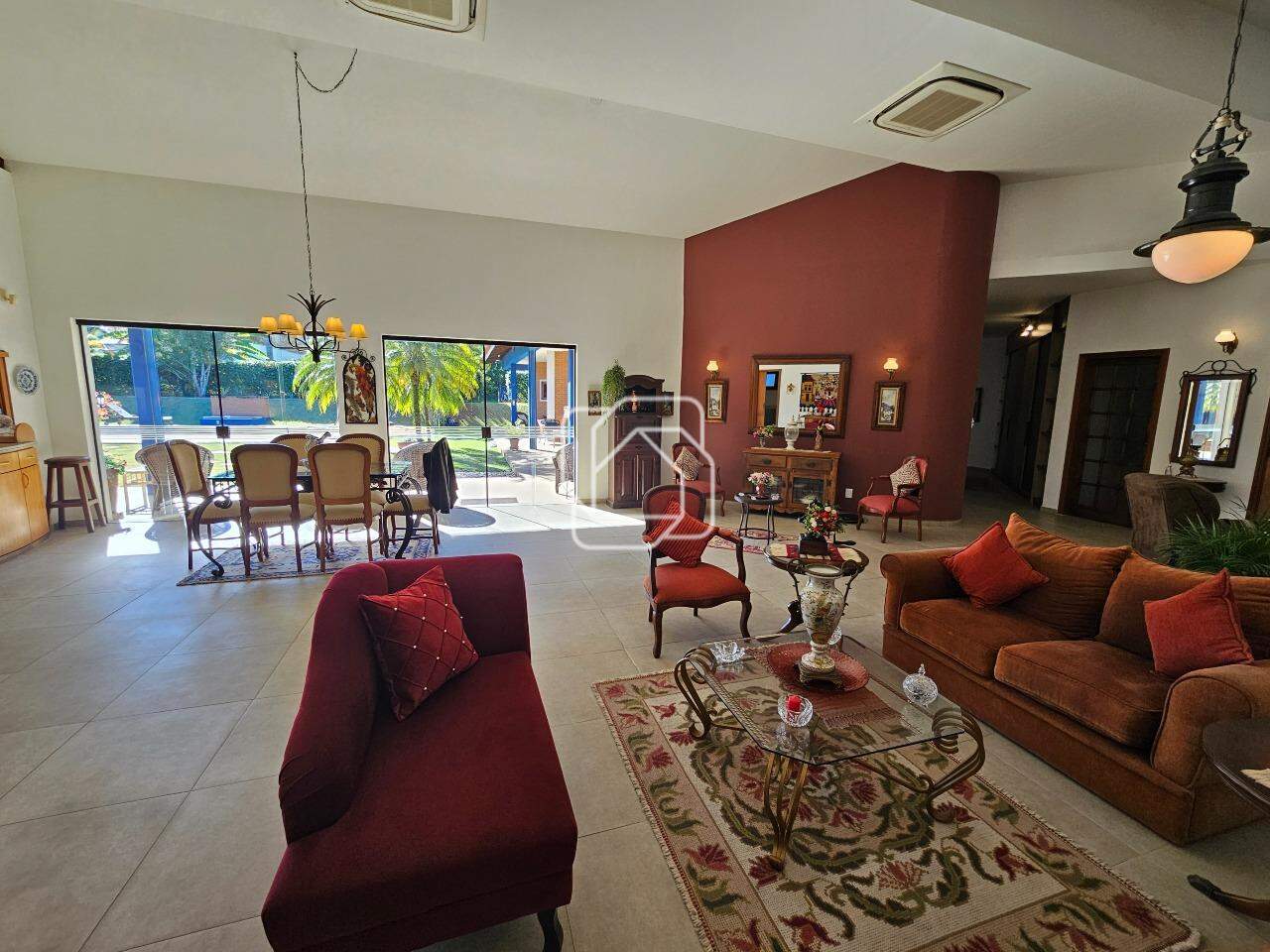 Casa de Condomínio à venda em Indaiatuba - SP - Vale das Laranjeiras: Sala de estar
