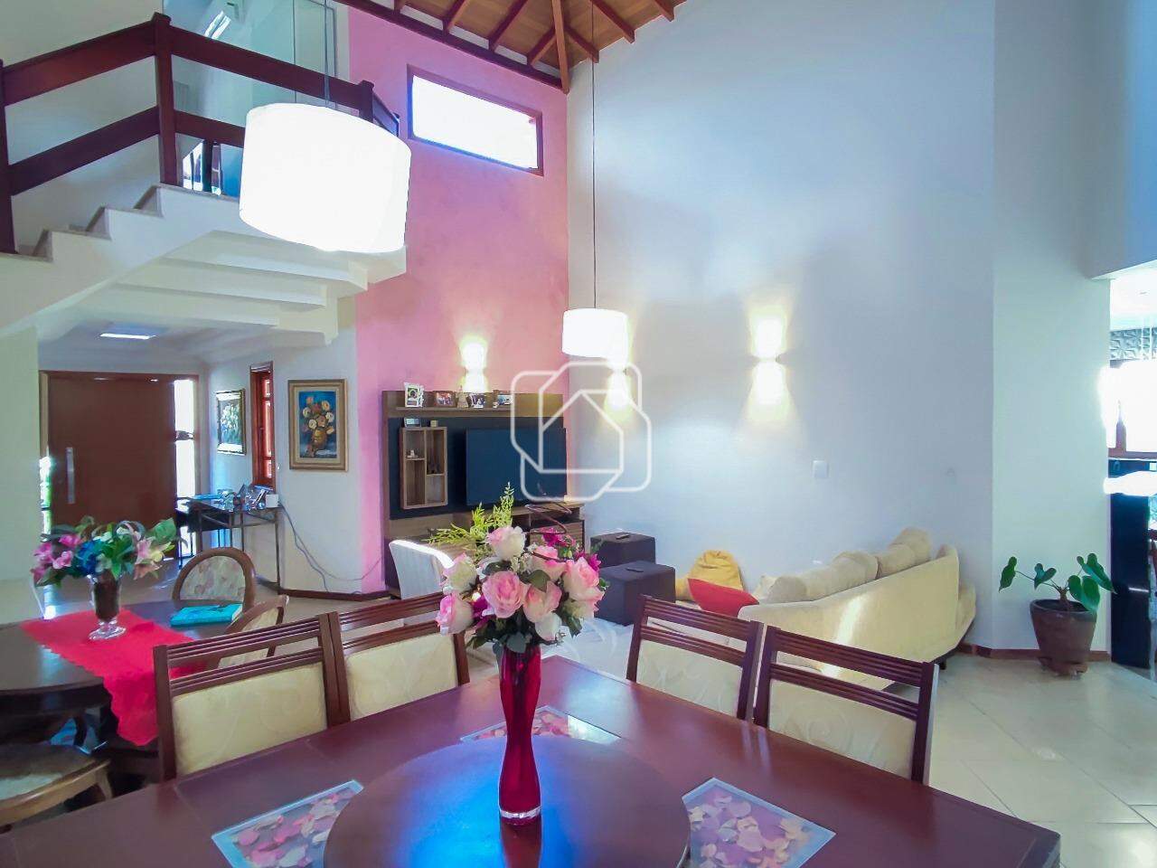 Casa de Condomínio para aluguel em Indaiatuba - SP - Jardim Residencial Santa Clara: Ambientes integrados