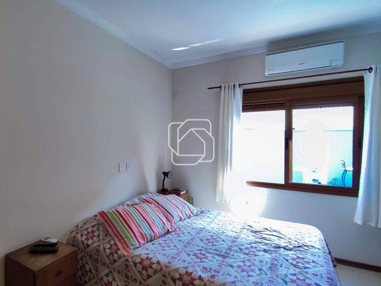 Casa de Condomínio para aluguel em Indaiatuba - SP - Jardim Residencial Santa Clara: Dormitório