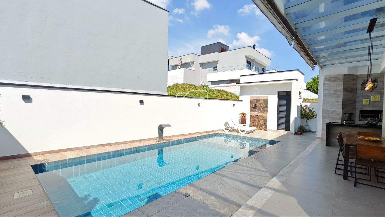 Casa de Condomínio à venda em Indaiatuba - SP - Jardins Di Roma: Área da piscina