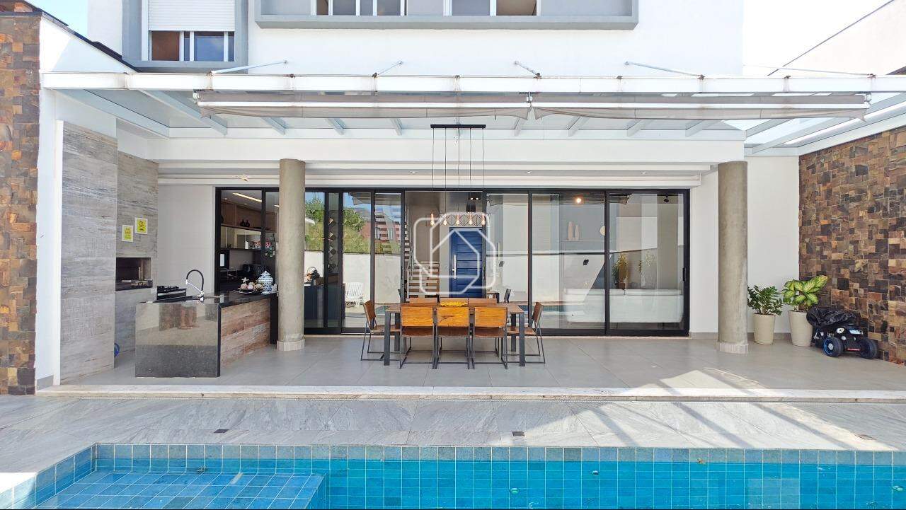 Casa de Condomínio à venda em Indaiatuba - SP - Jardins Di Roma: Área da piscina