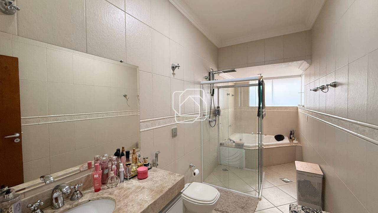 Casa de Condomínio à venda em Itu - SP - Parque Village Castelo:
