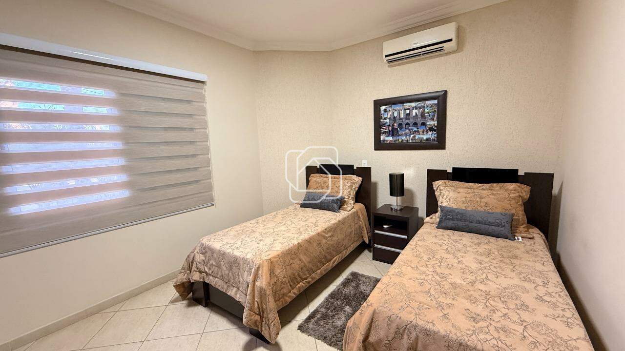 Casa de Condomínio à venda em Itu - SP - Parque Village Castelo: