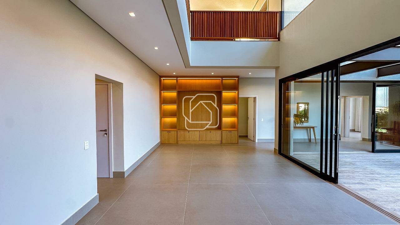 Casa de Condomínio à venda em Indaiatuba - SP - Parque Villa dos Pinheiros: Sala de estar