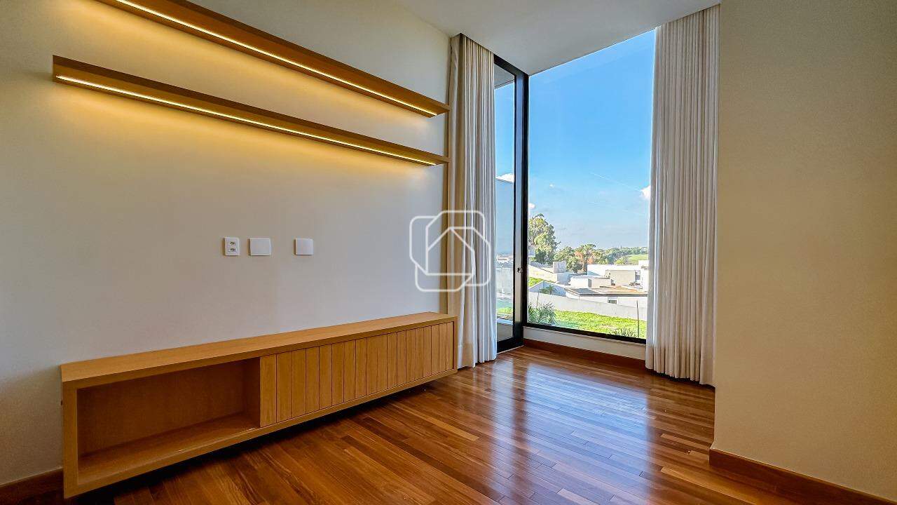 Casa de Condomínio à venda em Indaiatuba - SP - Parque Villa dos Pinheiros: Sala de TV