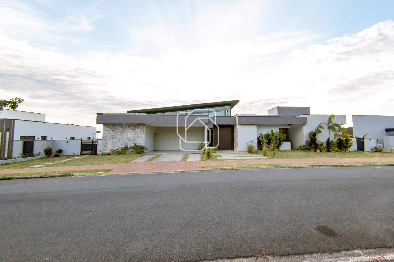Casa de Condomínio à venda em Indaiatuba - SP - Jardins do Golfe Residencial Indaiatuba: Fachada
