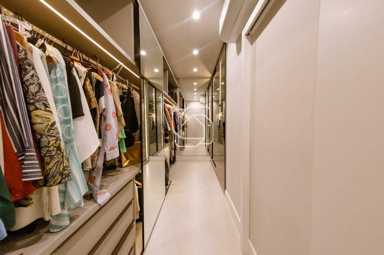 Casa de Condomínio à venda em Indaiatuba - SP - Jardins do Golfe Residencial Indaiatuba: Closet