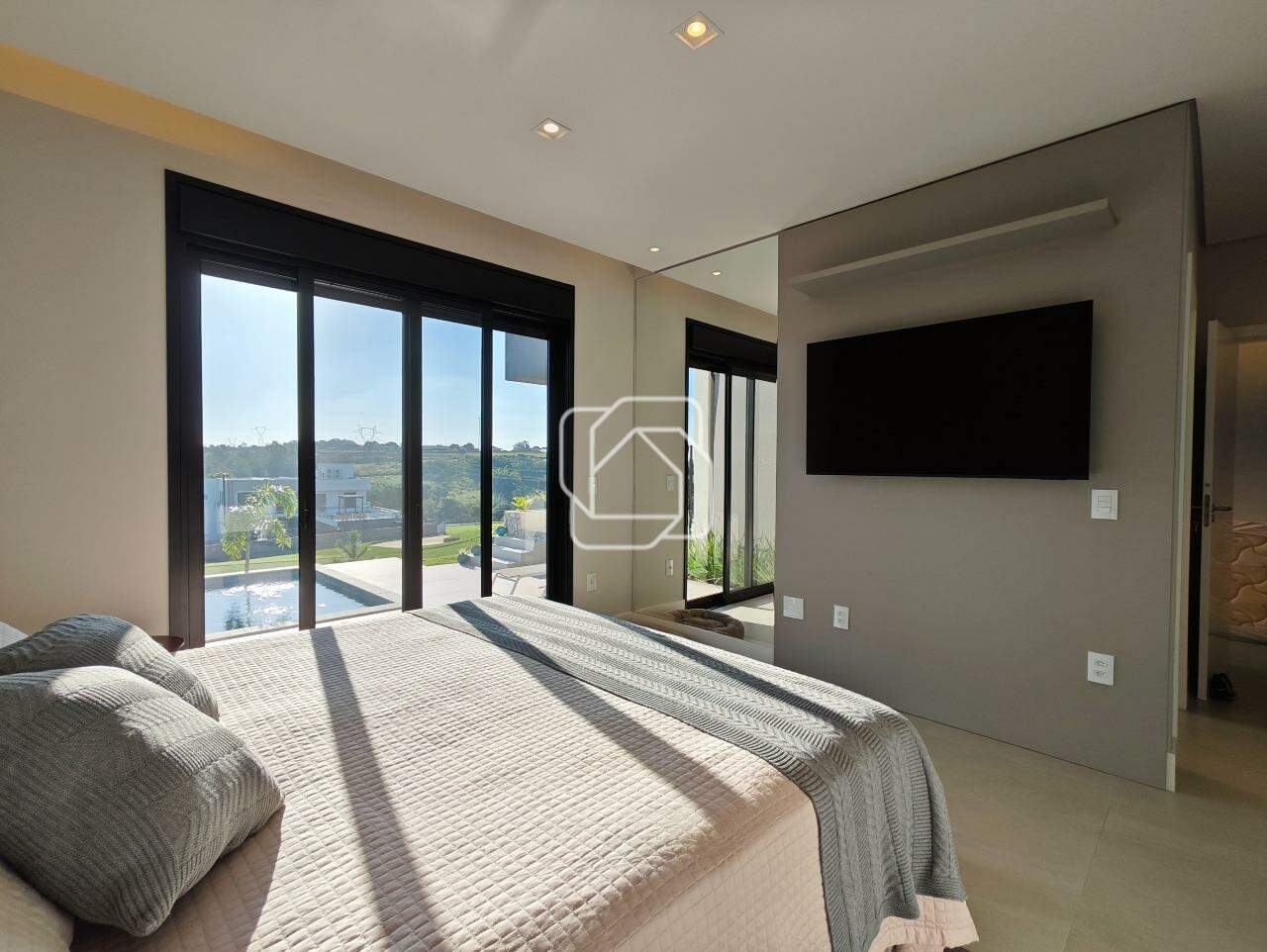 Casa de Condomínio à venda em Indaiatuba - SP - Jardins do Golfe Residencial Indaiatuba: Dormitório