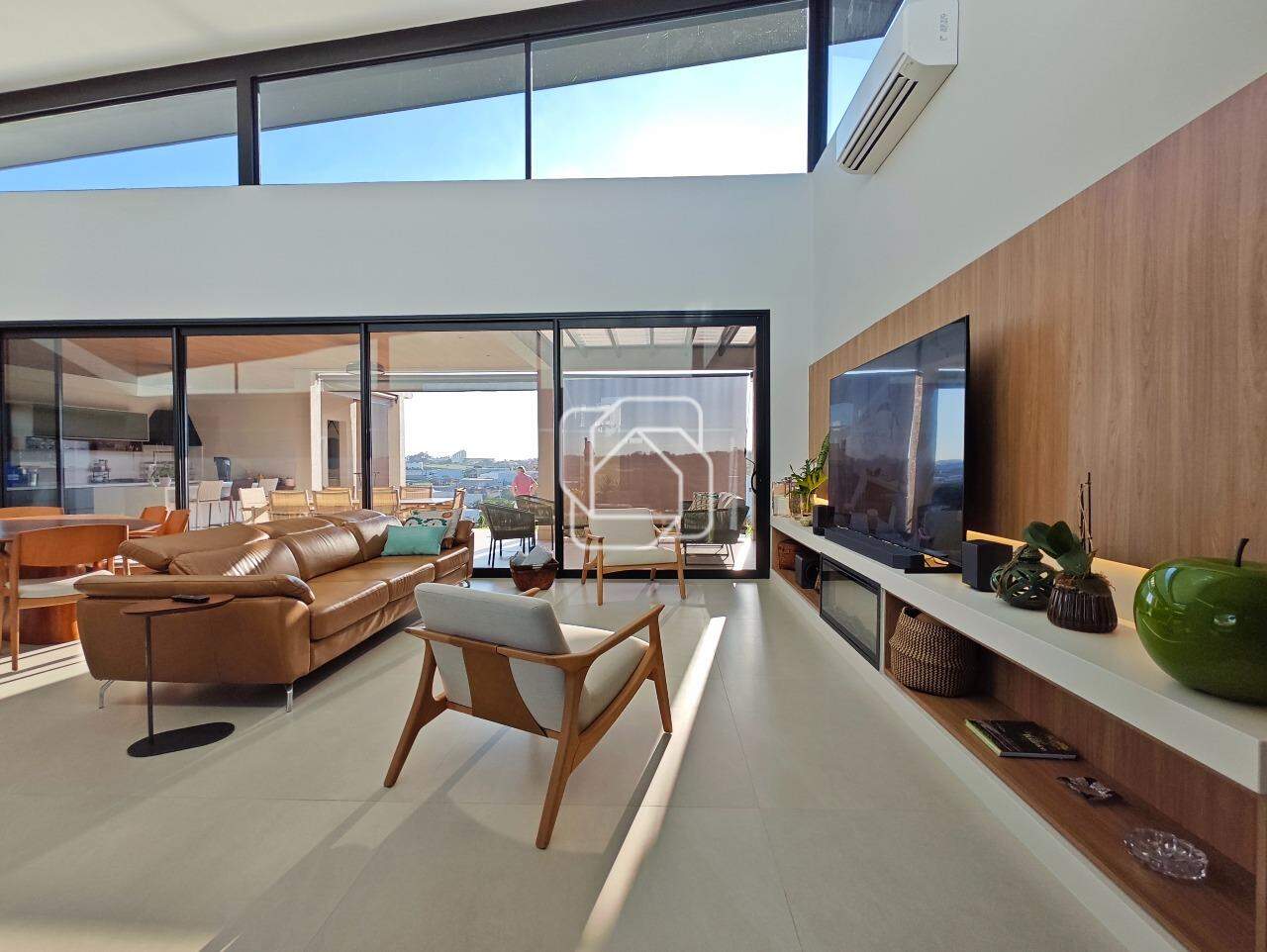 Casa de Condomínio à venda em Indaiatuba - SP - Jardins do Golfe Residencial Indaiatuba: Sala de estar