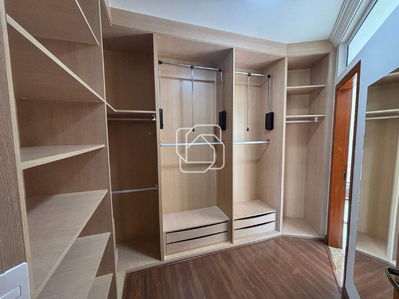 Casa de Condomínio para aluguel em Indaiatuba - SP - Jardim Villa Romana: