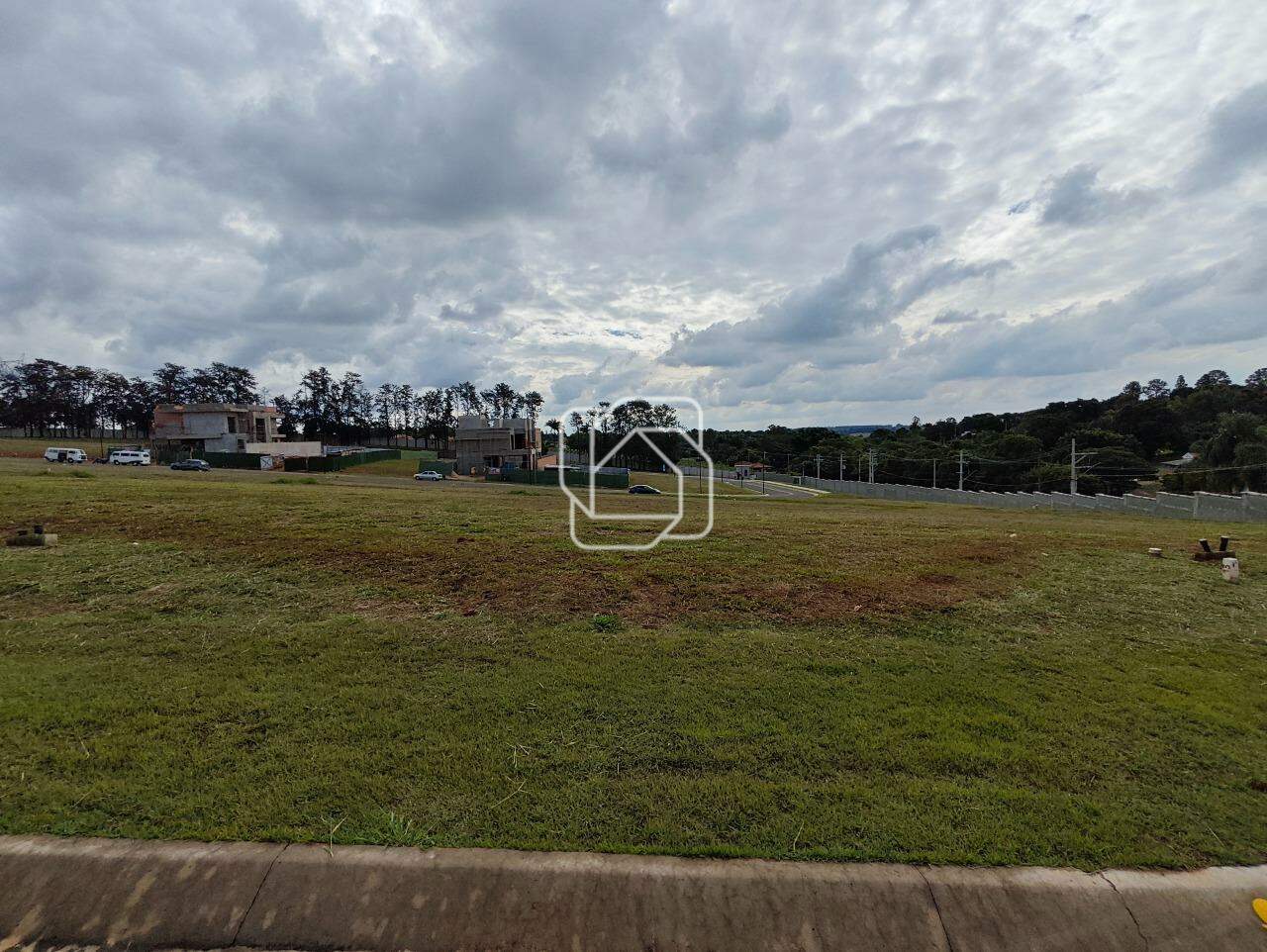 Terreno à venda em Indaiatuba - SP - Jardim Residencial Reserva Itanhangá: Visão geral do terreno