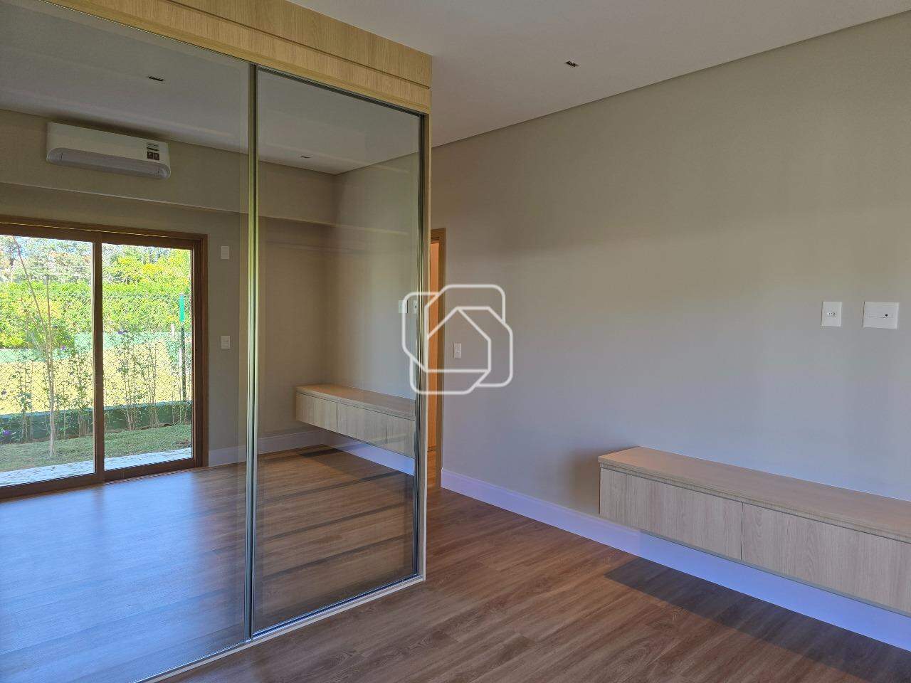 Casa de Condomínio à venda em Cabreúva - SP - Portal do Japy Golf Clube: