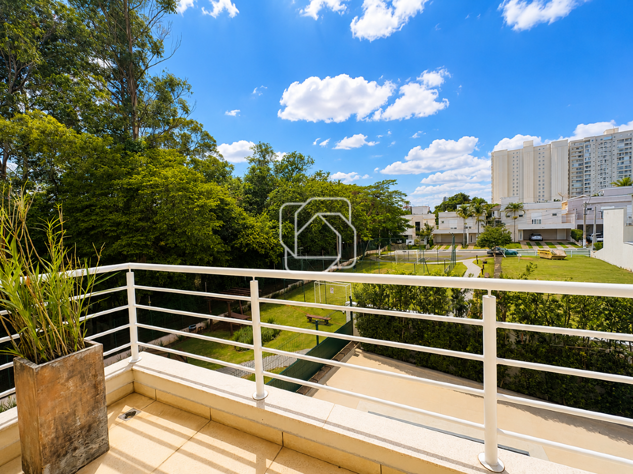 Casa de Condomínio para aluguel em Indaiatuba - SP - Condomínio Panorama Residence: Varanda