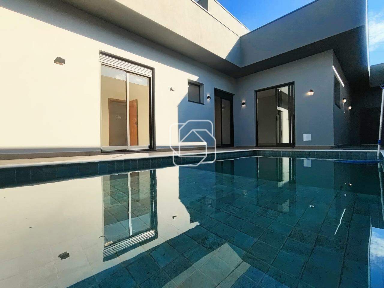 Casa de Condomínio à venda em Itu - SP - Condomínio Residencial Mont Blanc: Piscina
