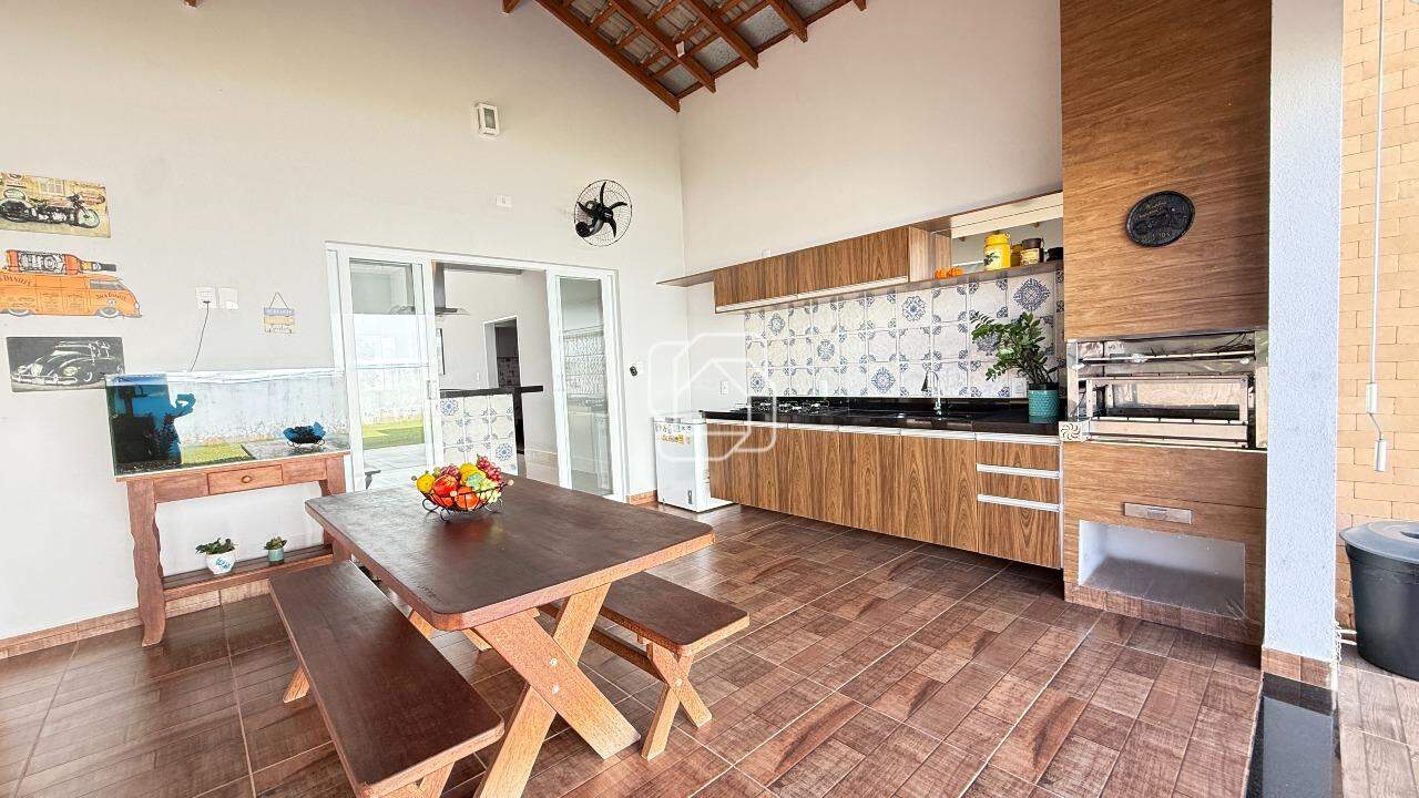 Casa de Condomínio à venda em Salto - SP - Portal dos Bandeirantes Salto: 