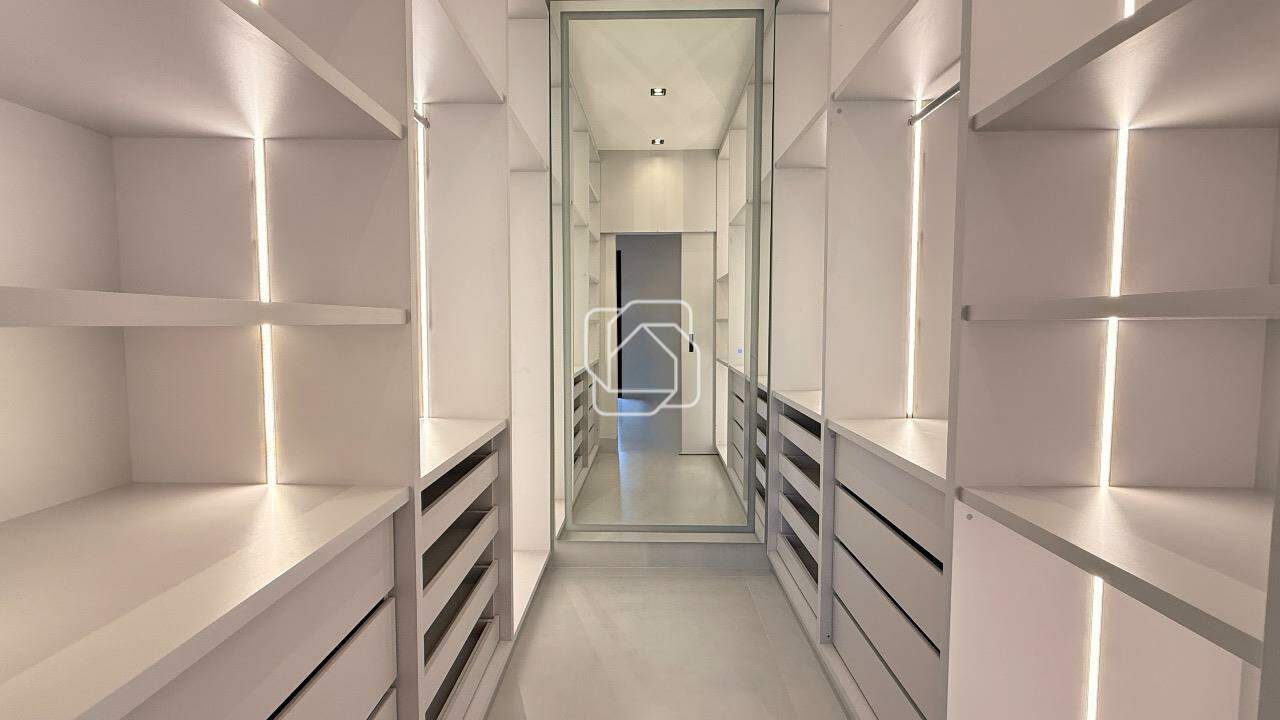 Casa de Condomínio à venda em Indaiatuba - SP - Jardim Residencial Dona Maria Cândida: Closet