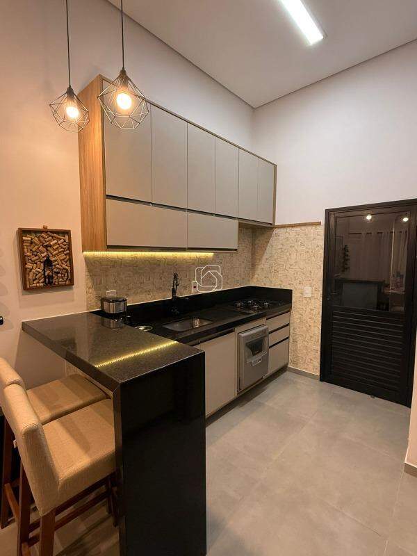 Casa de Condomínio para aluguel em Salto - SP - Village Moutonnée:
