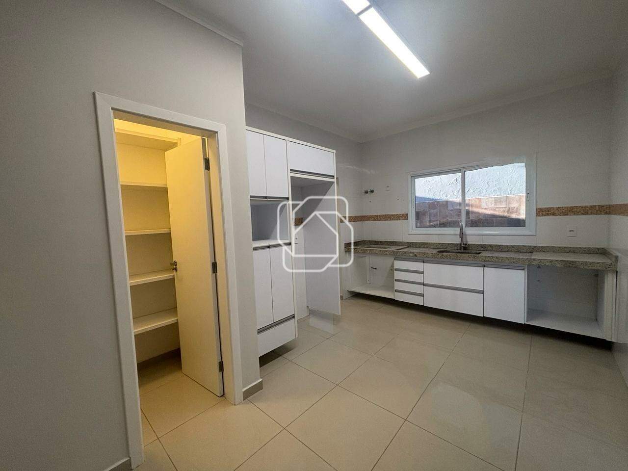 Casa de Condomínio para aluguel em Indaiatuba - SP - Jardim Residencial Helvétia Park II: 