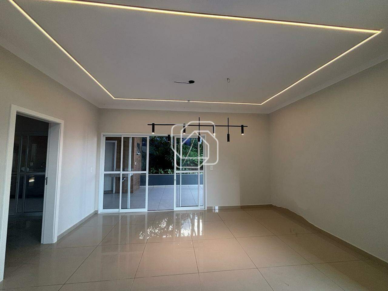 Casa de Condomínio para aluguel em Indaiatuba - SP - Jardim Residencial Helvétia Park II: 