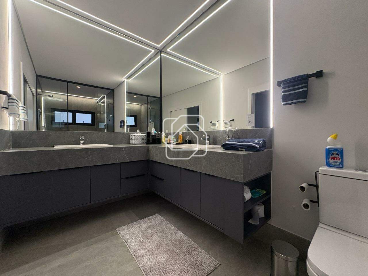 Casa de Condomínio para aluguel em Indaiatuba - SP - Residencial Duas Marias: WC Suite master