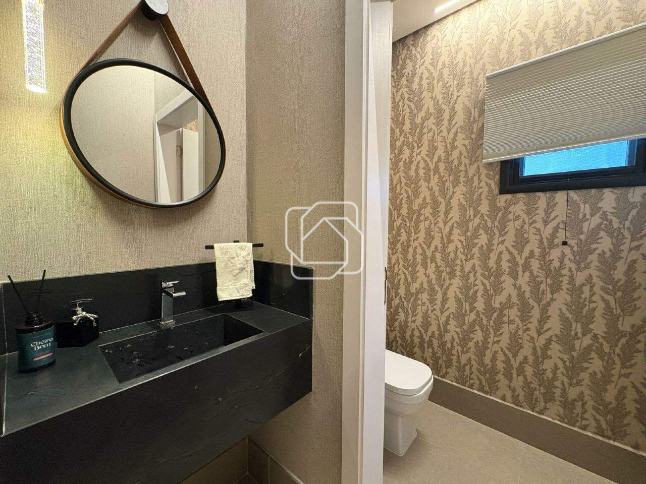 Casa de Condomínio para aluguel em Indaiatuba - SP - Residencial Duas Marias: Lavabo