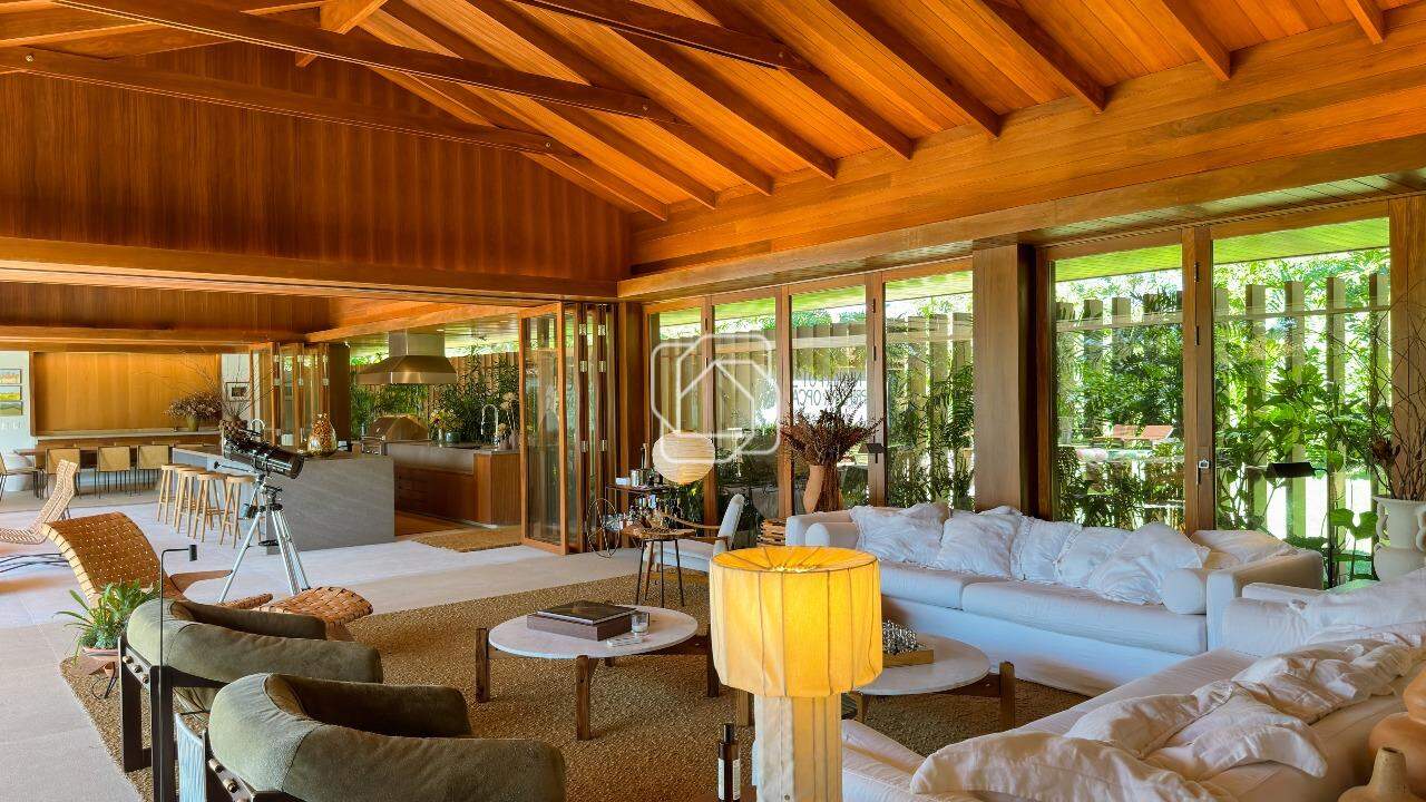 Casa de Condomínio à venda em Monte Mor - SP - Haras Larissa: Sala de estar