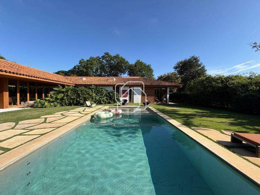 Casa de Condomínio à venda em Monte Mor - SP - Haras Larissa: Área da piscina