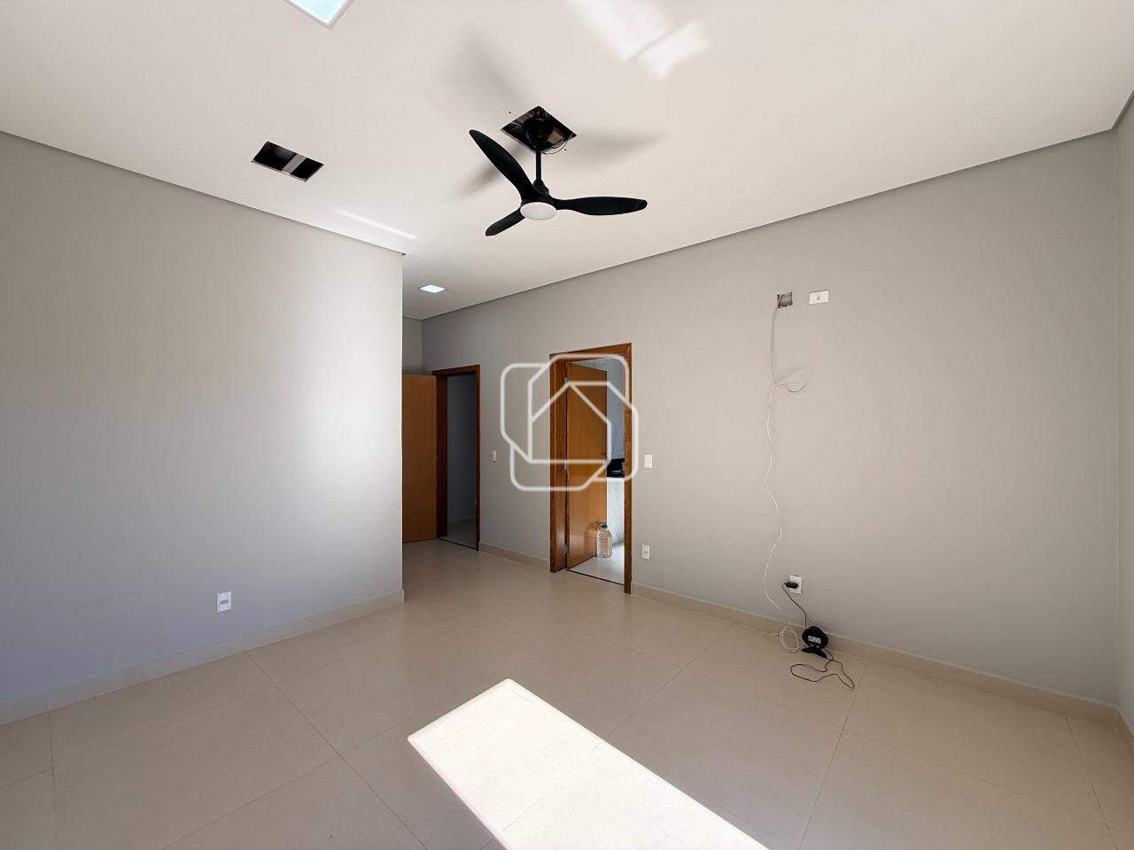 Casa de Condomínio à venda em Indaiatuba - SP - Residencial Milano: Dormitório