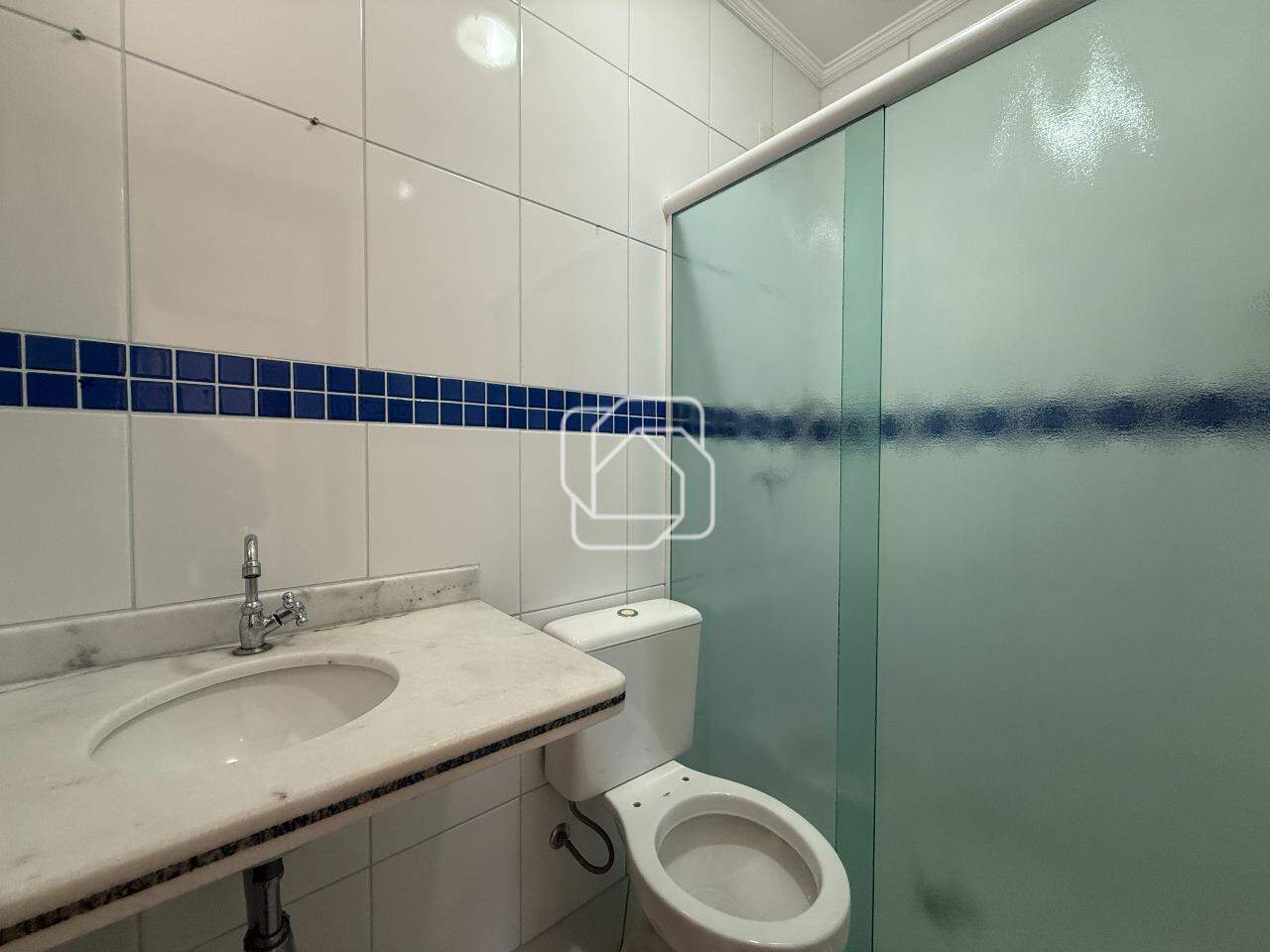Casa de Condomínio à venda em Indaiatuba - SP - Jardim Villa Romana: Banheiro