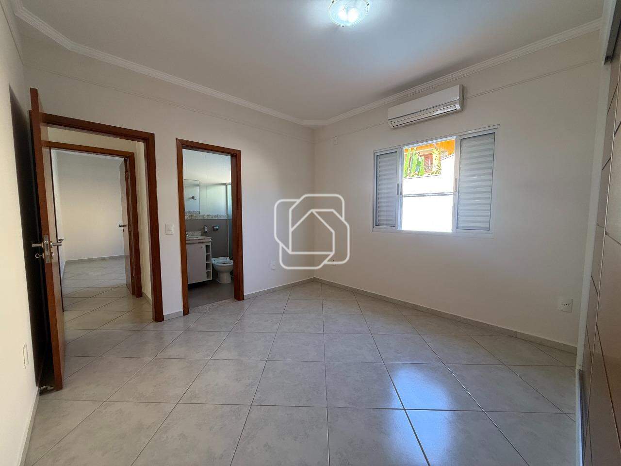 Casa de Condomínio à venda em Indaiatuba - SP - Jardim Villa Romana: Dormitório