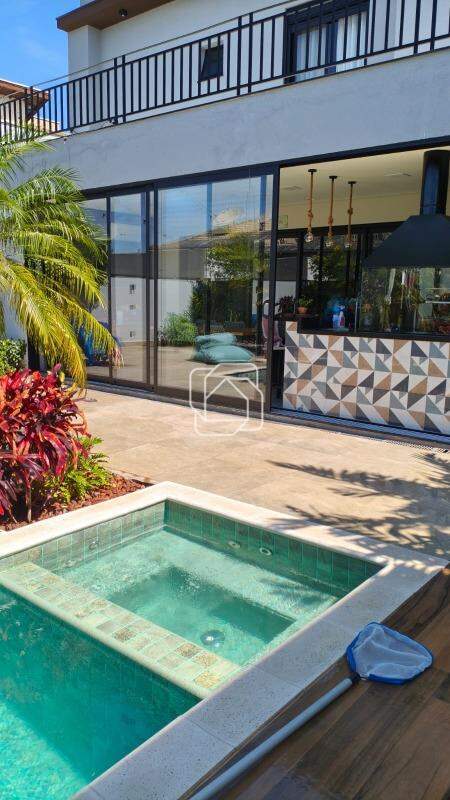 Casa de Condomínio à venda em Indaiatuba - SP - Jardim Residencial Santa Clara: Área da piscina