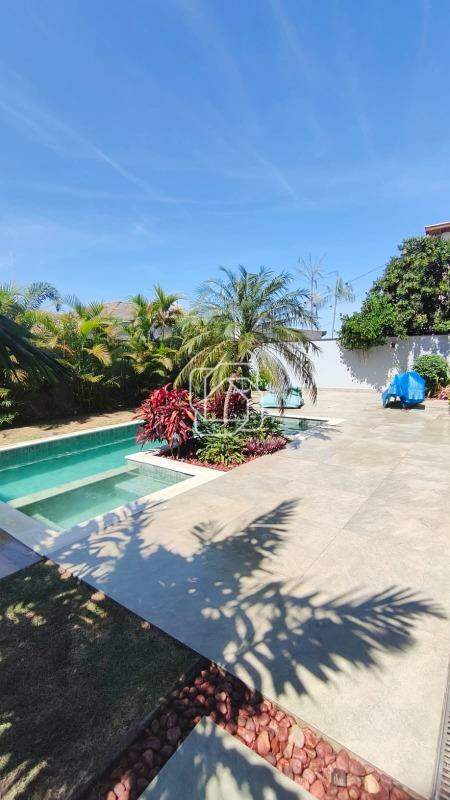 Casa de Condomínio à venda em Indaiatuba - SP - Jardim Residencial Santa Clara: Área da piscina