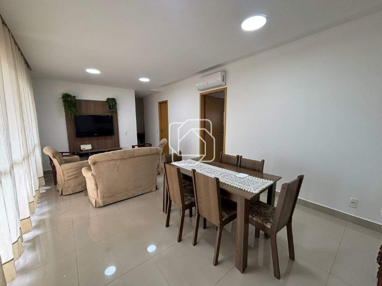 Apartamento para aluguel em Indaiatuba - SP - Condomínio Le Château Frontenac: 