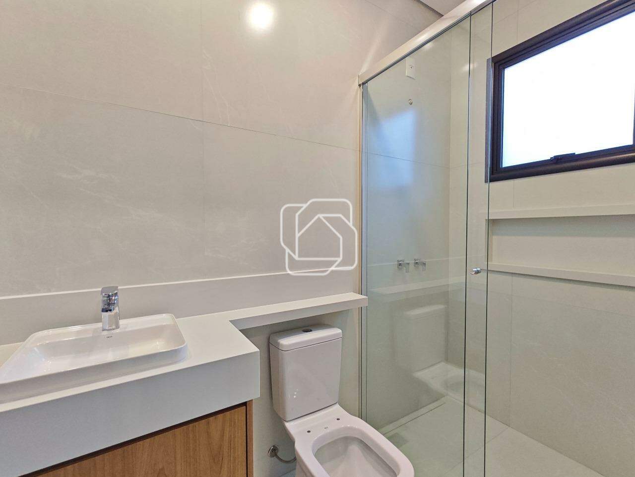 Casa de Condomínio à venda em Indaiatuba - SP - Residencial Evidências: Banheiro