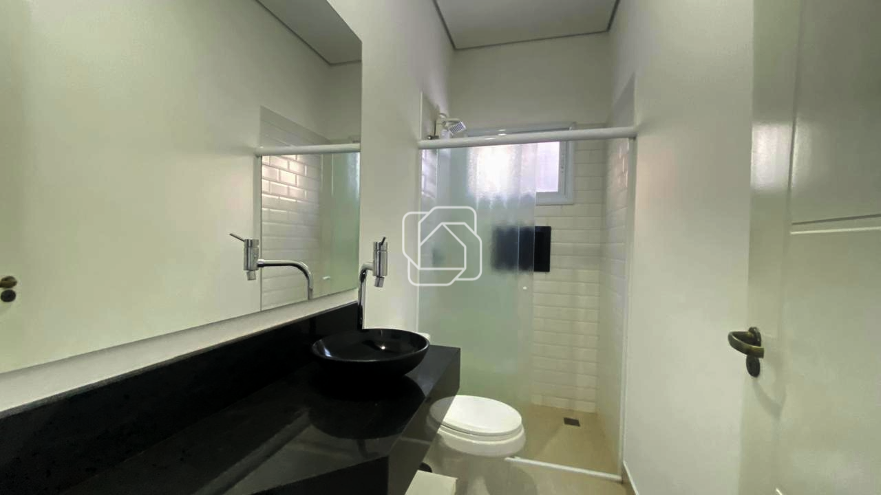 Casa de Condomínio para aluguel em Indaiatuba - SP - Jardim dos Lagos: LAVABO/BANHEIRO