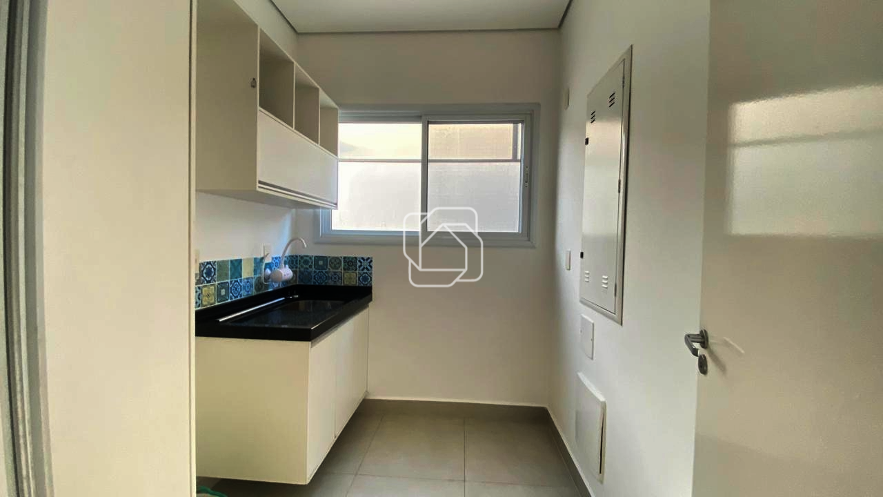 Casa de Condomínio para aluguel em Indaiatuba - SP - Jardim dos Lagos: LAVANDERIA